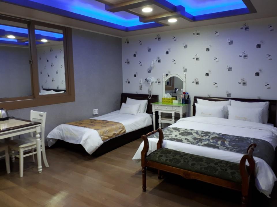 Tiffany Motel Mokpo Extérieur photo